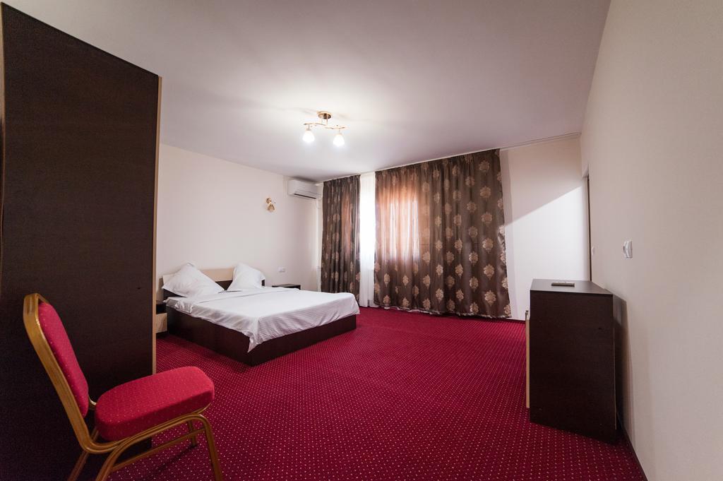 Vatra Romana Bed & Breakfast Racarii de Jos Bagian luar foto